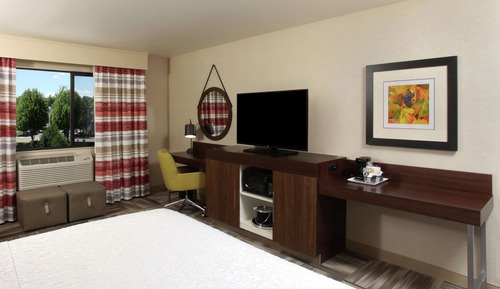 Zimmer, 1 King-Bett, barrierefrei (Mobility & Hearing, Roll-in Shower)