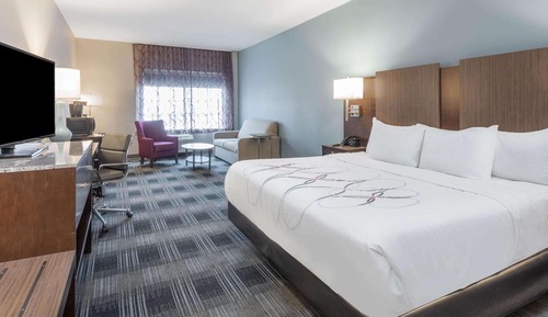 Deluxe-Zimmer, 1 King-Bett, barrierearm, Nichtraucher (Bathtub w/ Grab Bars)