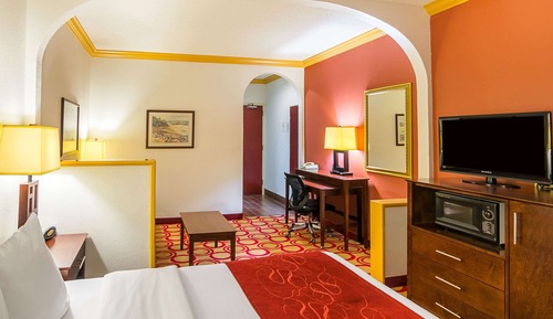 Suite, 2 Queen-Betten, Nichtraucher (Upgrade)
