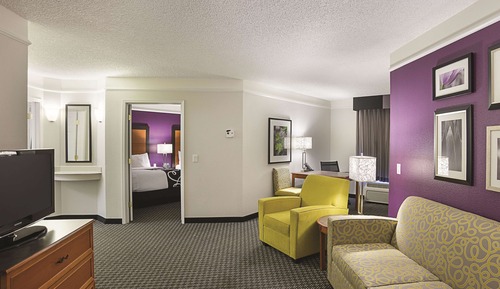 Deluxe-Suite, 2 Doppelbetten, Nichtraucher, Ausblick (Courtyard/Pool View)