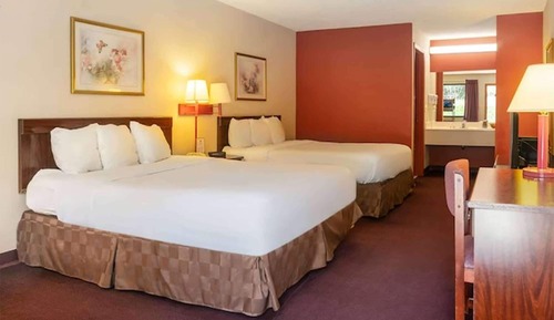 Zimmer, 2 Doppelbetten, barrierefrei, Nichtraucher (Mobility/Hearing, Tub w/Grab Bars)