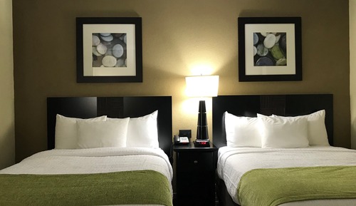 Doppel- oder Zweibettzimmer