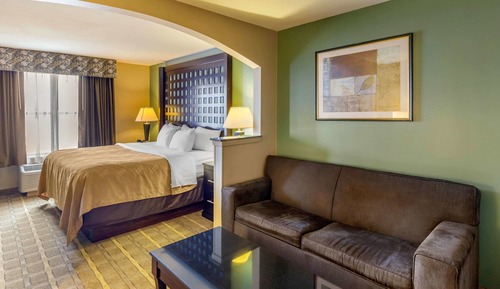 Suite, 1 Queen-Bett und Schlafsofa, barrierefrei, Nichtraucher