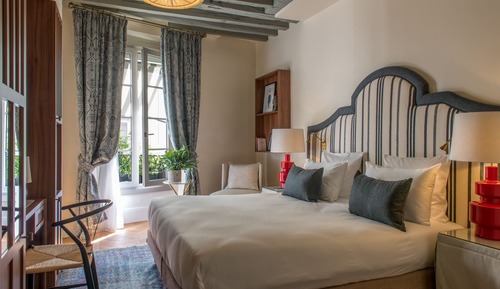 Deluxe-Doppel- oder -Zweibettzimmer