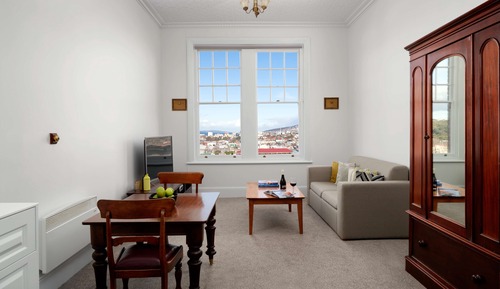 Antique-Suite
