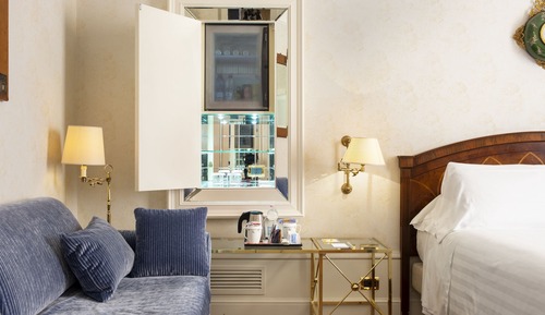 Junior-Dreibettzimmer, 1 Doppelbett und Schlafsofa