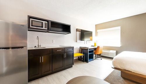 Suite, 1 Queen-Bett und Schlafsofa, Nichtraucher (Efficiency, Upgrade)