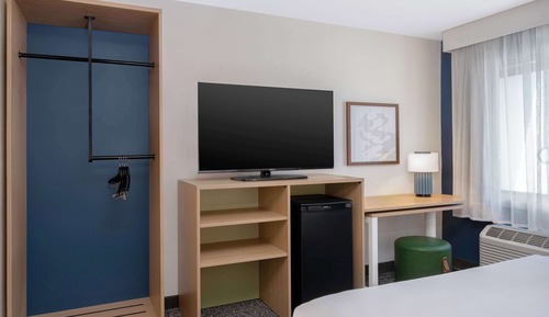 Zimmer, 1 Queen-Bett, barrierefrei, Badewanne (Mobililty)