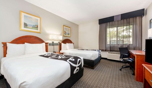 Zimmer, 2 Doppelbetten, Nichtraucher