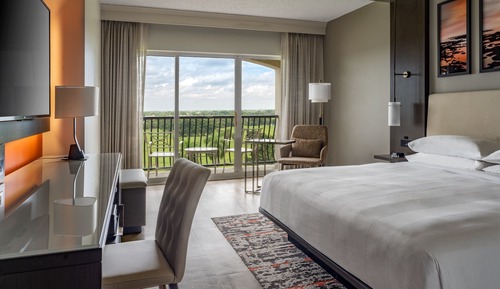 Club-Zimmer, 1 King-Bett und Schlafsofa