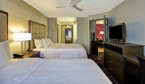 Suite, 2 Doppelbetten, barrierefrei, Nichtraucher (Roll-in Shower)