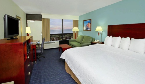 Zimmer, 1 King-Bett und Schlafsofa (Floors 2-4)