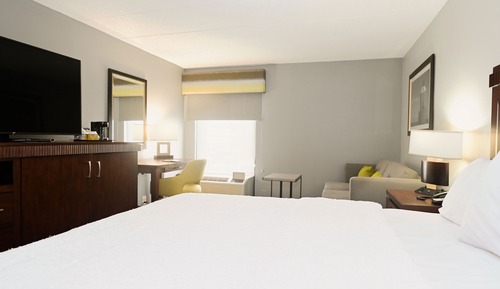 Zimmer, 1 King-Bett (Office Area)