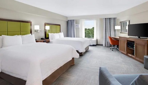 Zimmer, 2 Queen-Betten, barrierefrei (Hearing)