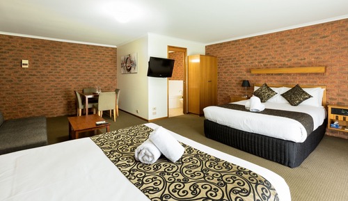 Gemeinsamer Familienschlafsaal, Nichtraucher, Whirlpool (Family Spa Suite)