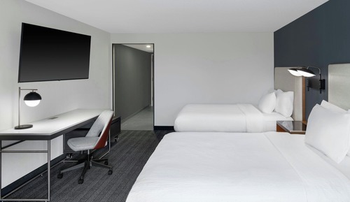 Zimmer, 2 Queen-Betten, Nichtraucher