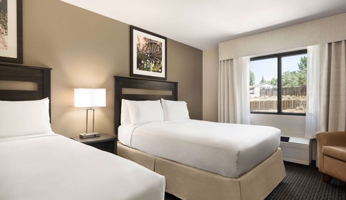 Zimmer, 2 Queen-Betten, Nichtraucher