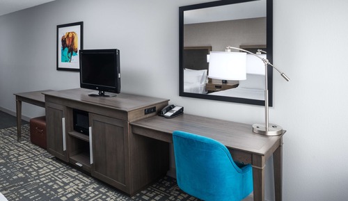 Zimmer, 1 King-Bett und Schlafsofa