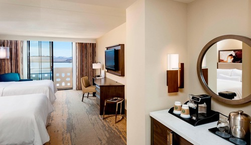 Zimmer, 2 Doppelbetten, Seeblick