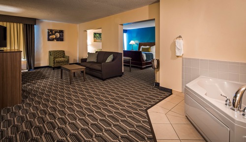 Suite, 1 King-Bett, Nichtraucher, Whirlpool (Oversized Room)