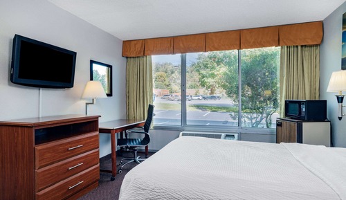 Zimmer, 1 King-Bett, barrierefrei, Nichtraucher