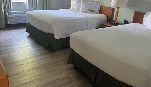 Zimmer, 2 Queen-Betten, Nichtraucher