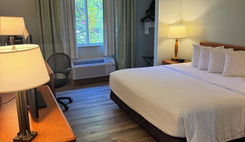 Zimmer, 1 King-Bett, Nichtraucher