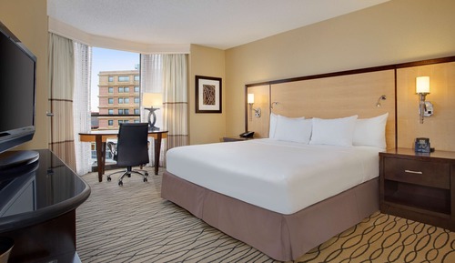 Zimmer, 1 King-Bett, barrierefrei, Badewanne (Mobility & Hearing)