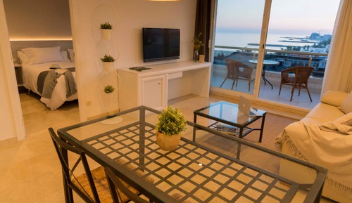 Premium-Apartment, 1 Schlafzimmer, eingeschränkter Meerblick