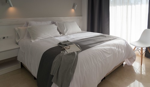 Grand-Apartment, 2 Schlafzimmer, eingeschränkter Meerblick, Eckzimmer