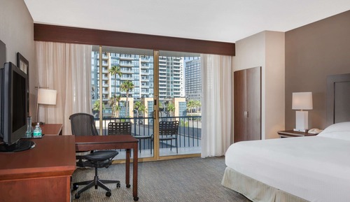 Zimmer, 1 King-Bett (Skyline)