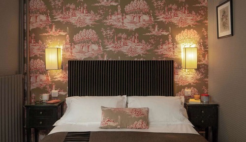 Traditional-Doppelzimmer