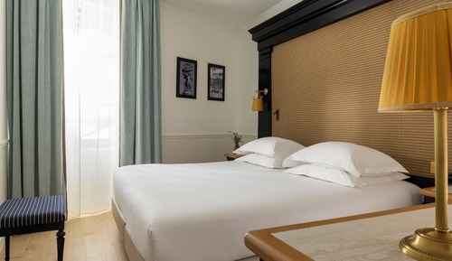Deluxe-Doppel- oder -Zweibettzimmer