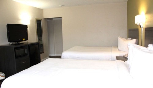 Zimmer, 2 Doppelbetten, Nichtraucher (Pet-friendly)