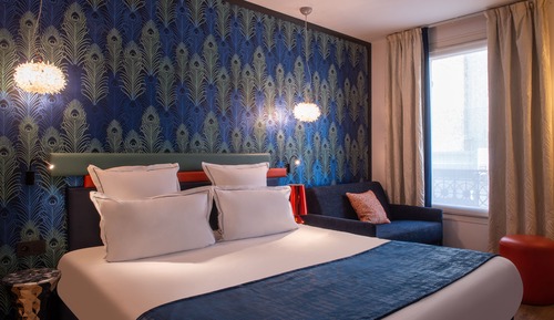 Dreibettzimmer, 1 King-Bett und Schlafsofa