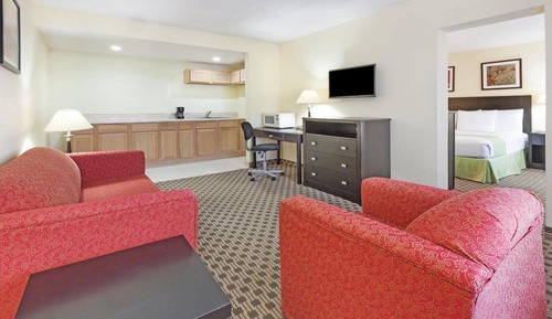 Suite, 1 King-Bett, Nichtraucher (with Sofabed)