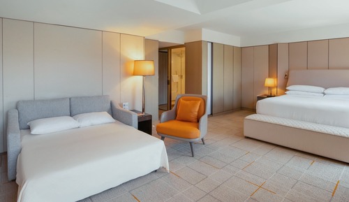 Suite, 1 King-Bett und Schlafsofa