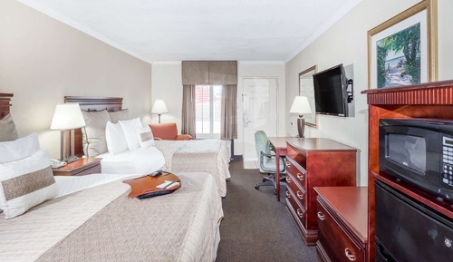 Zimmer, 2 Queen-Betten, Raucher