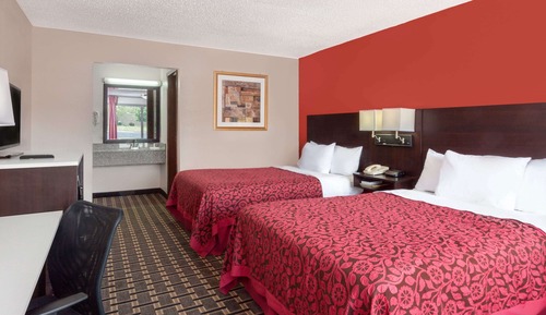 Zimmer, 2 Doppelbetten, Nichtraucher