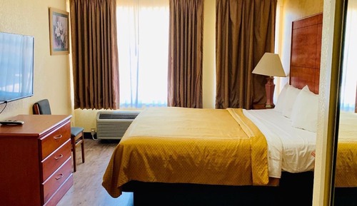 Standard-Suite, 1 King-Bett, Nichtraucher, Whirlpool