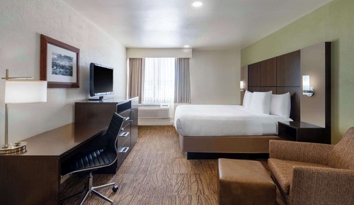 Standardzimmer, 1 King-Bett, Nichtraucher (2nd Floor)