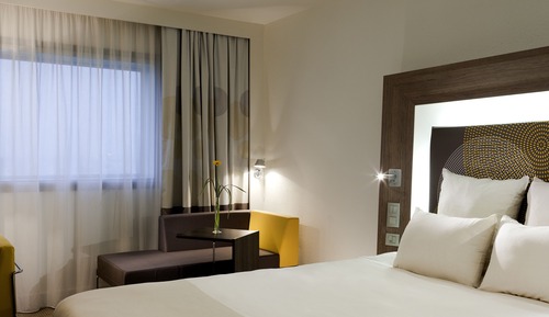 Superior-Zimmer, 1 Doppelbett und Schlafsofa (Paris View)