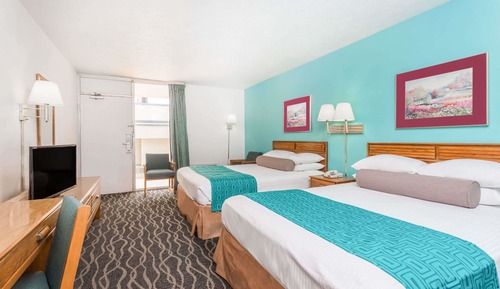 Doppelzimmer, 2 Doppelbetten