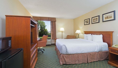 Standardzimmer, 1 King-Bett, Nichtraucher