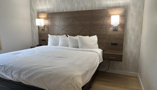 Standardzimmer, 1 King-Bett, barrierefrei, Badewanne