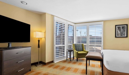 Suite, 1 King-Bett, Nichtraucher, Kochnische