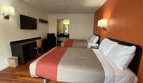 Zimmer, 2 Doppelbetten, Nichtraucher