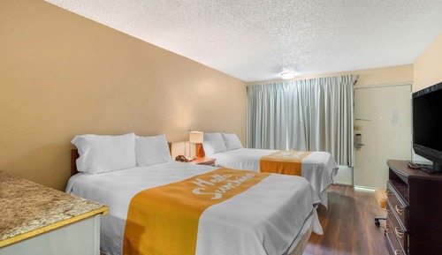 Zimmer, 2 Queen-Betten, barrierefrei, Nichtraucher