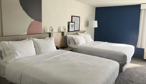 Zimmer, 2 Queen-Betten