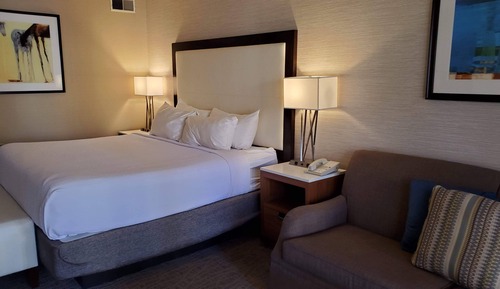 Standardzimmer, 1 King-Bett und Schlafsofa, Balkon